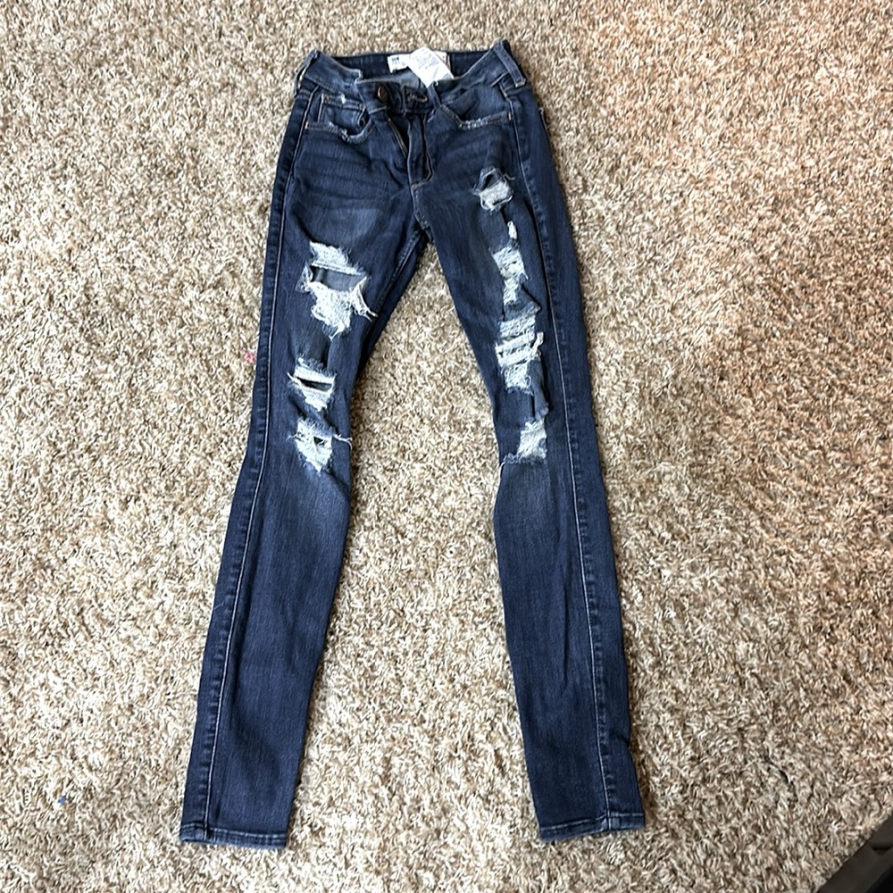 Hollister Jean